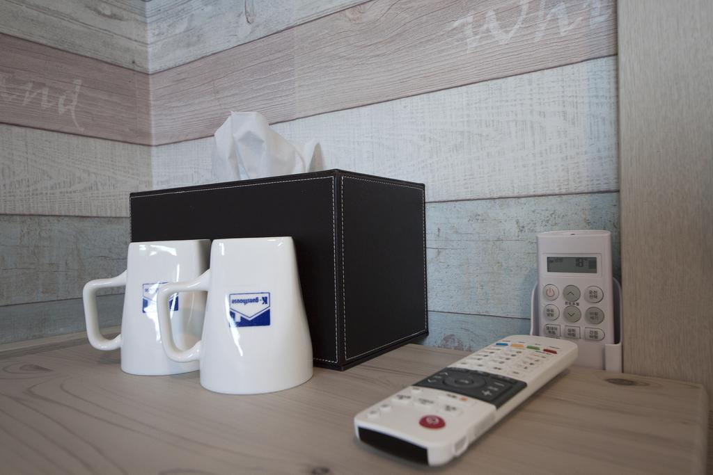 K-Guesthouse Sinchon 2 Seul Esterno foto