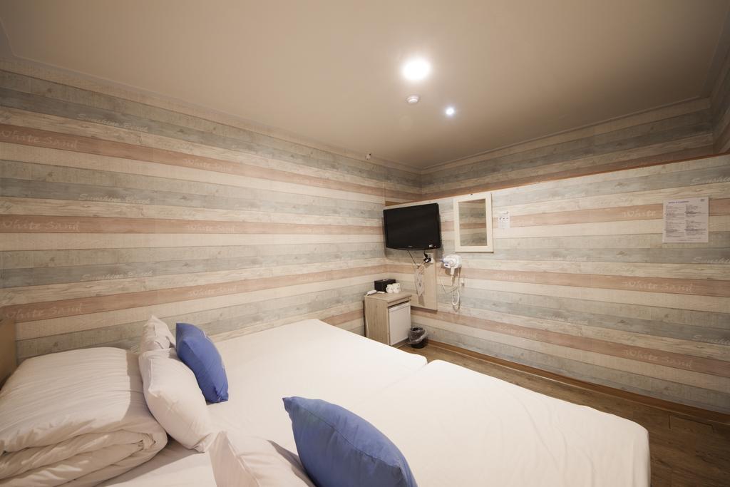 K-Guesthouse Sinchon 2 Seul Esterno foto