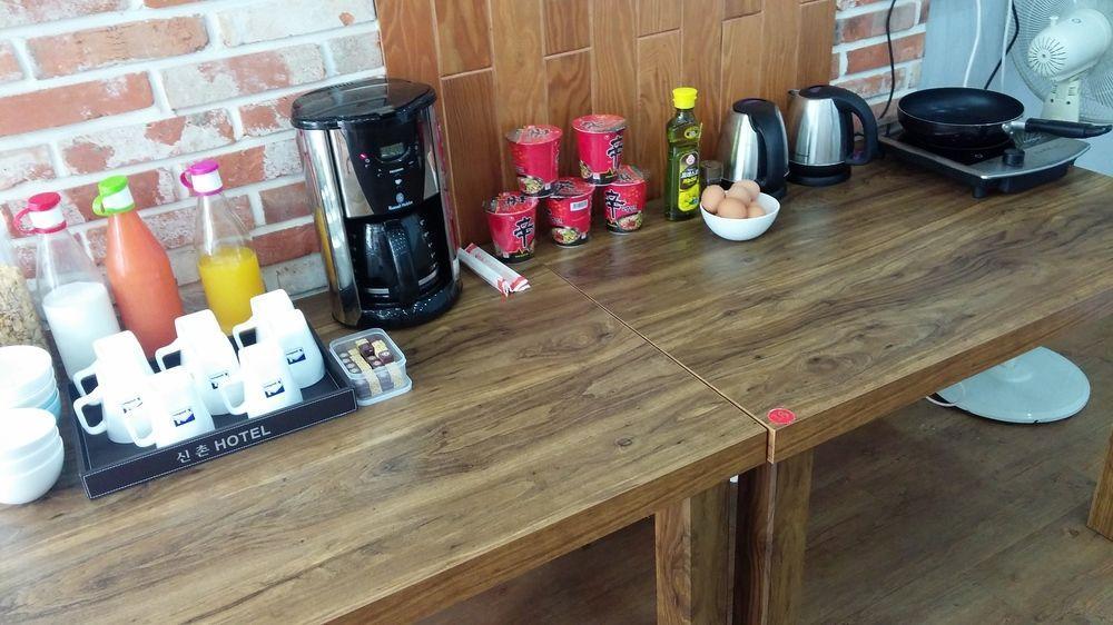 K-Guesthouse Sinchon 2 Seul Esterno foto