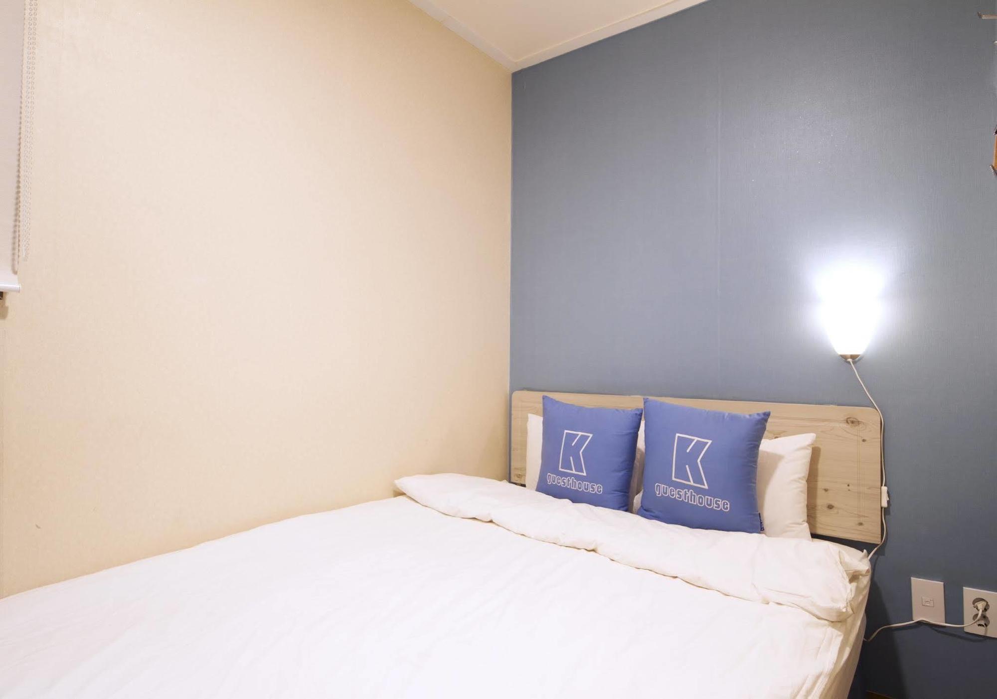 K-Guesthouse Sinchon 2 Seul Esterno foto